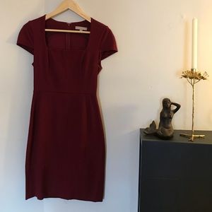 Banana Republic | burgundy dress